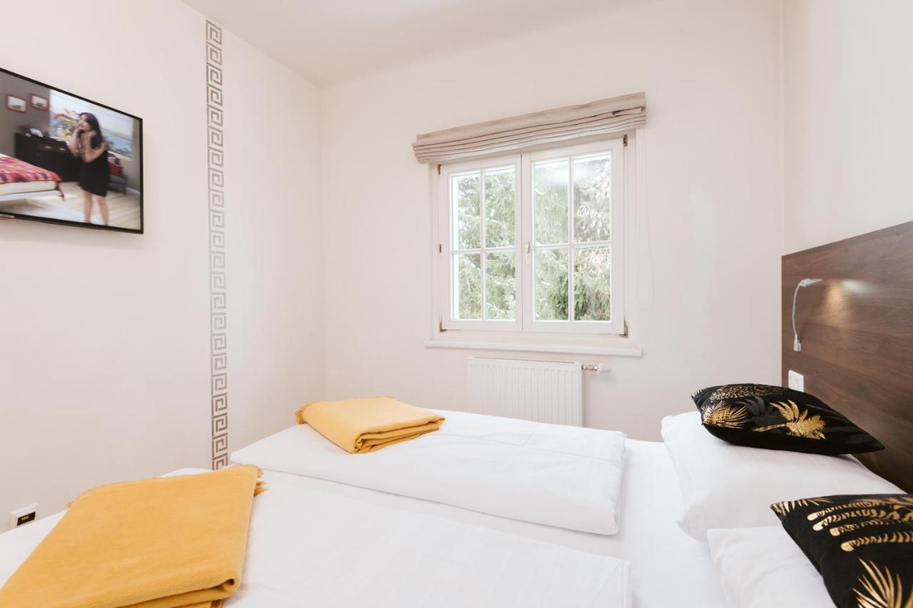 Villa Gelbmann - Ferienwohnungen Velden Velden am Wörthersee Esterno foto